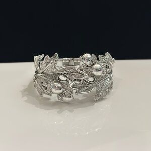 Vintage Silver Tone Oak Leaf and Acorn Clamper Bracelet